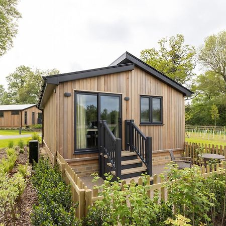 Blenheim Palace Lodge Retreat Вудсток Экстерьер фото
