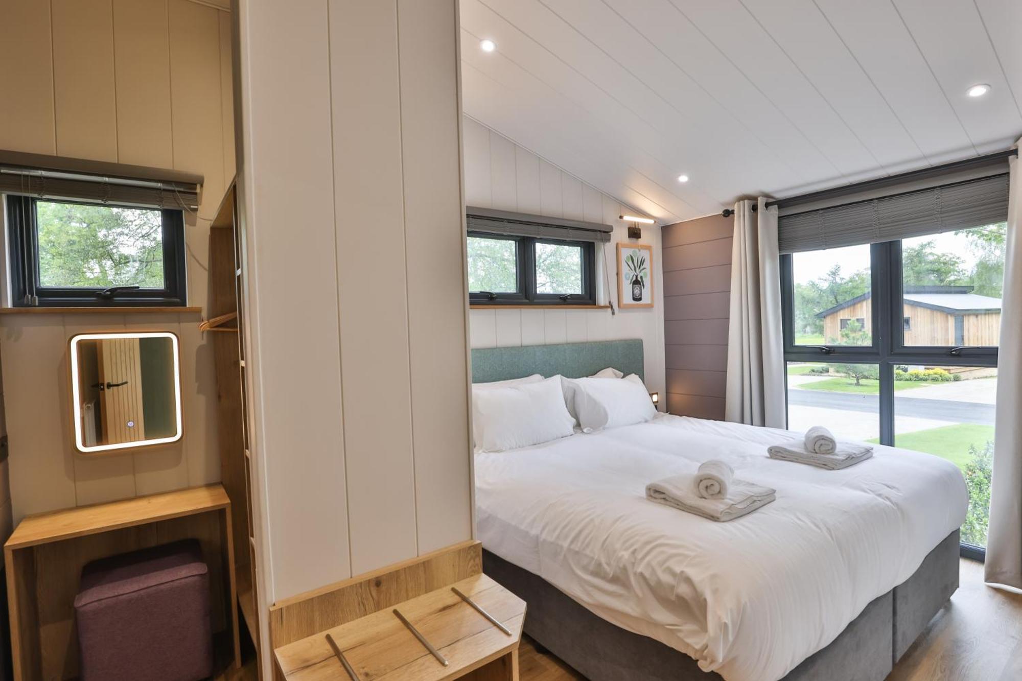 Blenheim Palace Lodge Retreat Вудсток Экстерьер фото