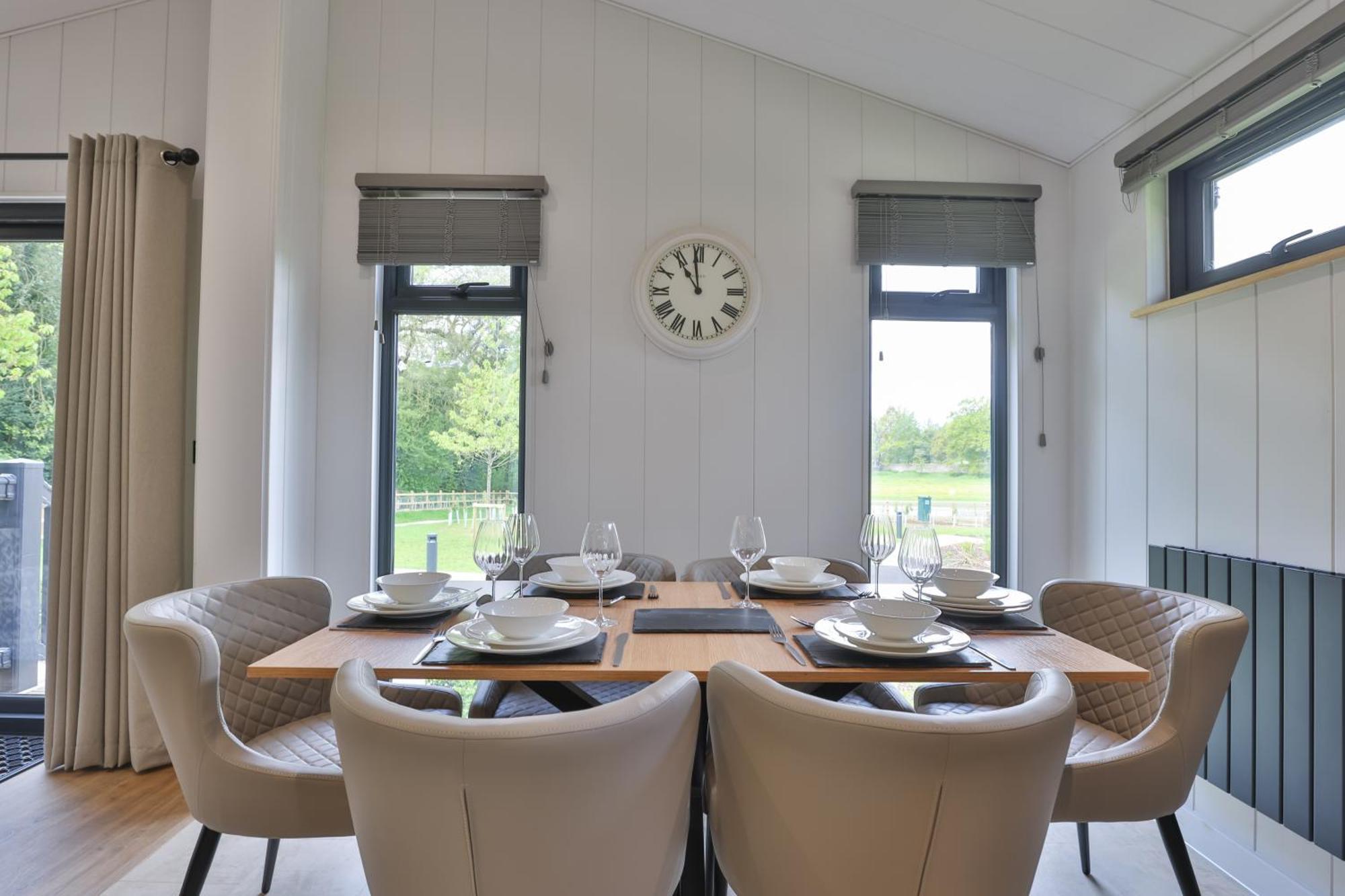 Blenheim Palace Lodge Retreat Вудсток Экстерьер фото