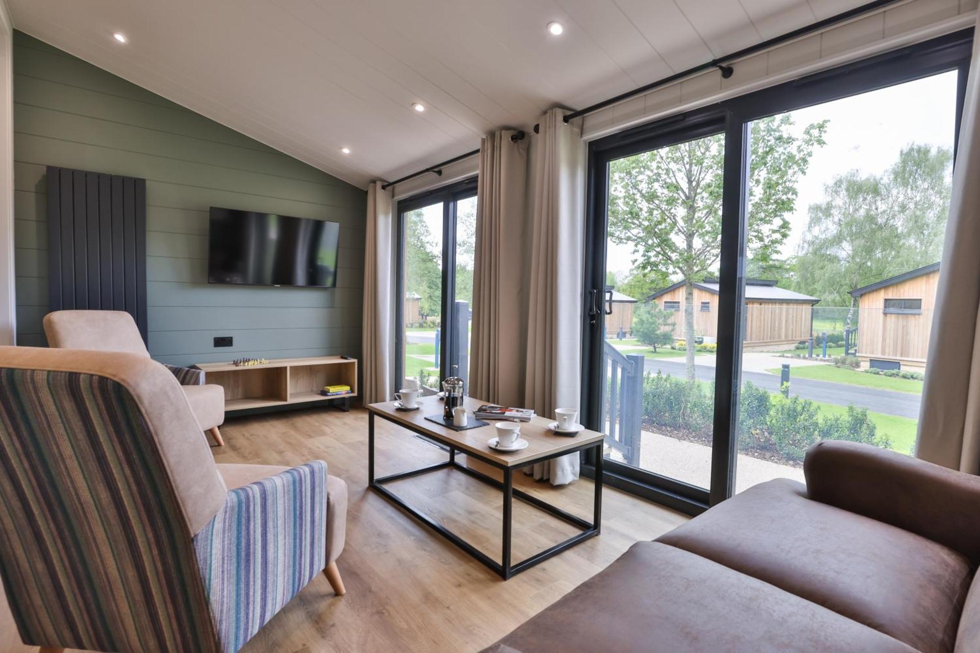 Blenheim Palace Lodge Retreat Вудсток Экстерьер фото