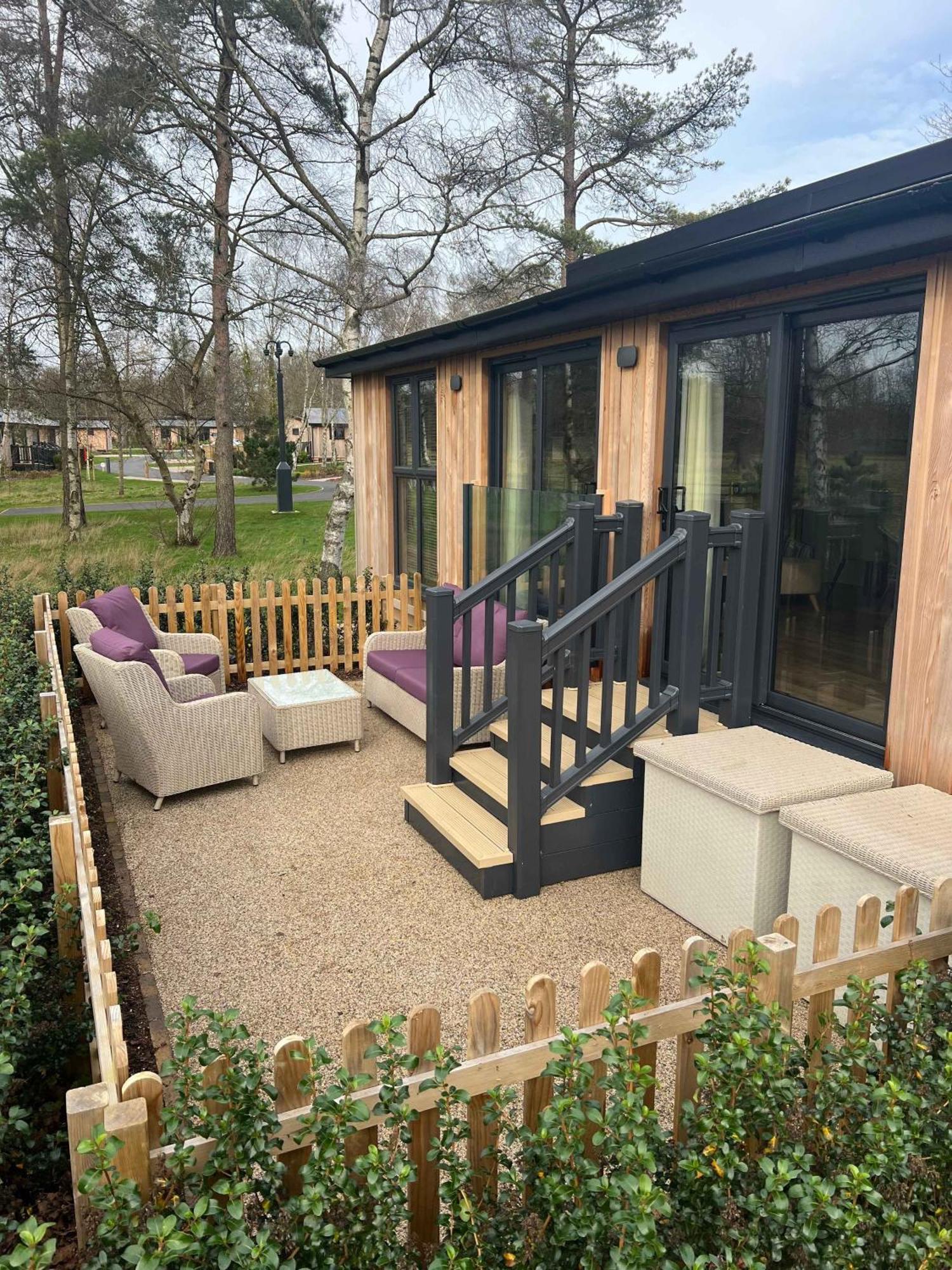 Blenheim Palace Lodge Retreat Вудсток Экстерьер фото