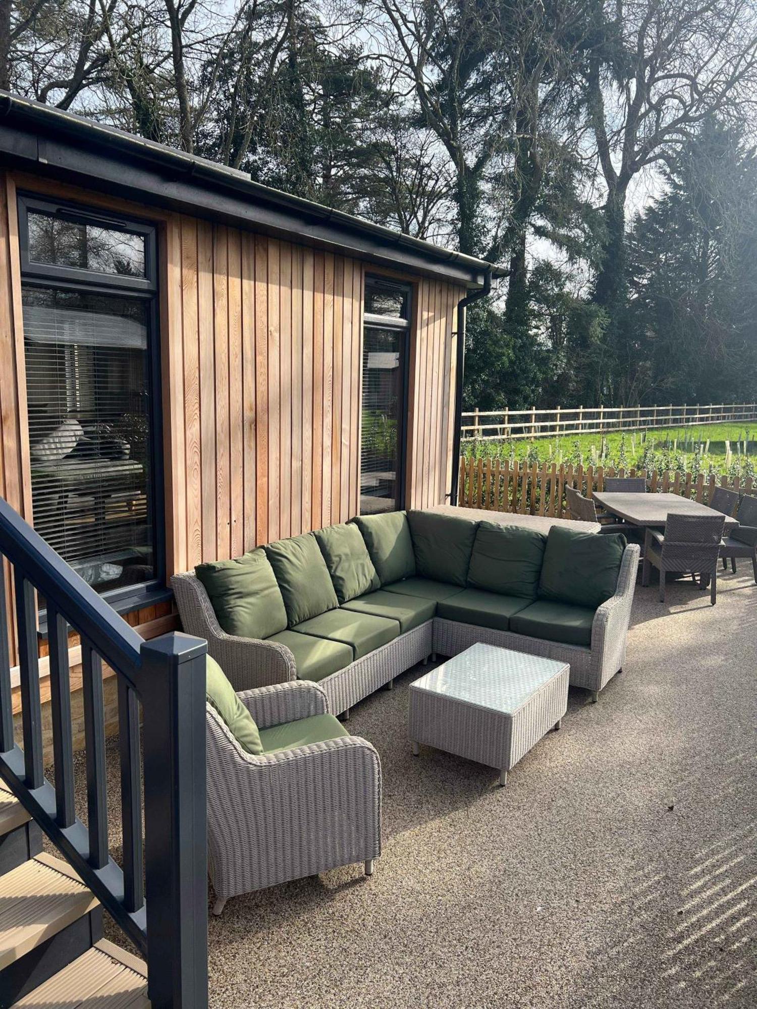 Blenheim Palace Lodge Retreat Вудсток Экстерьер фото