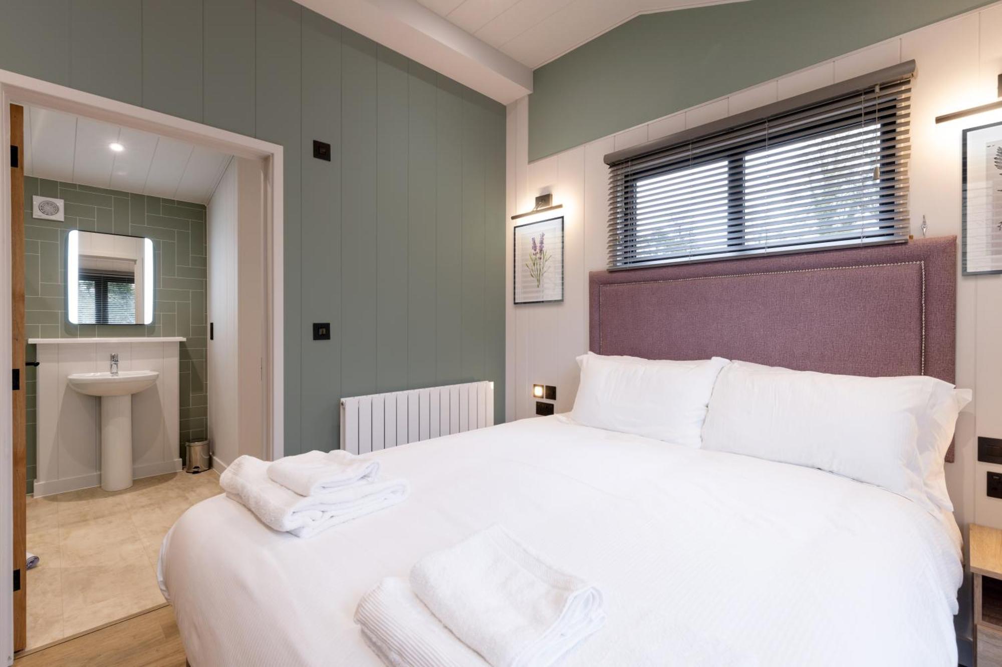 Blenheim Palace Lodge Retreat Вудсток Экстерьер фото