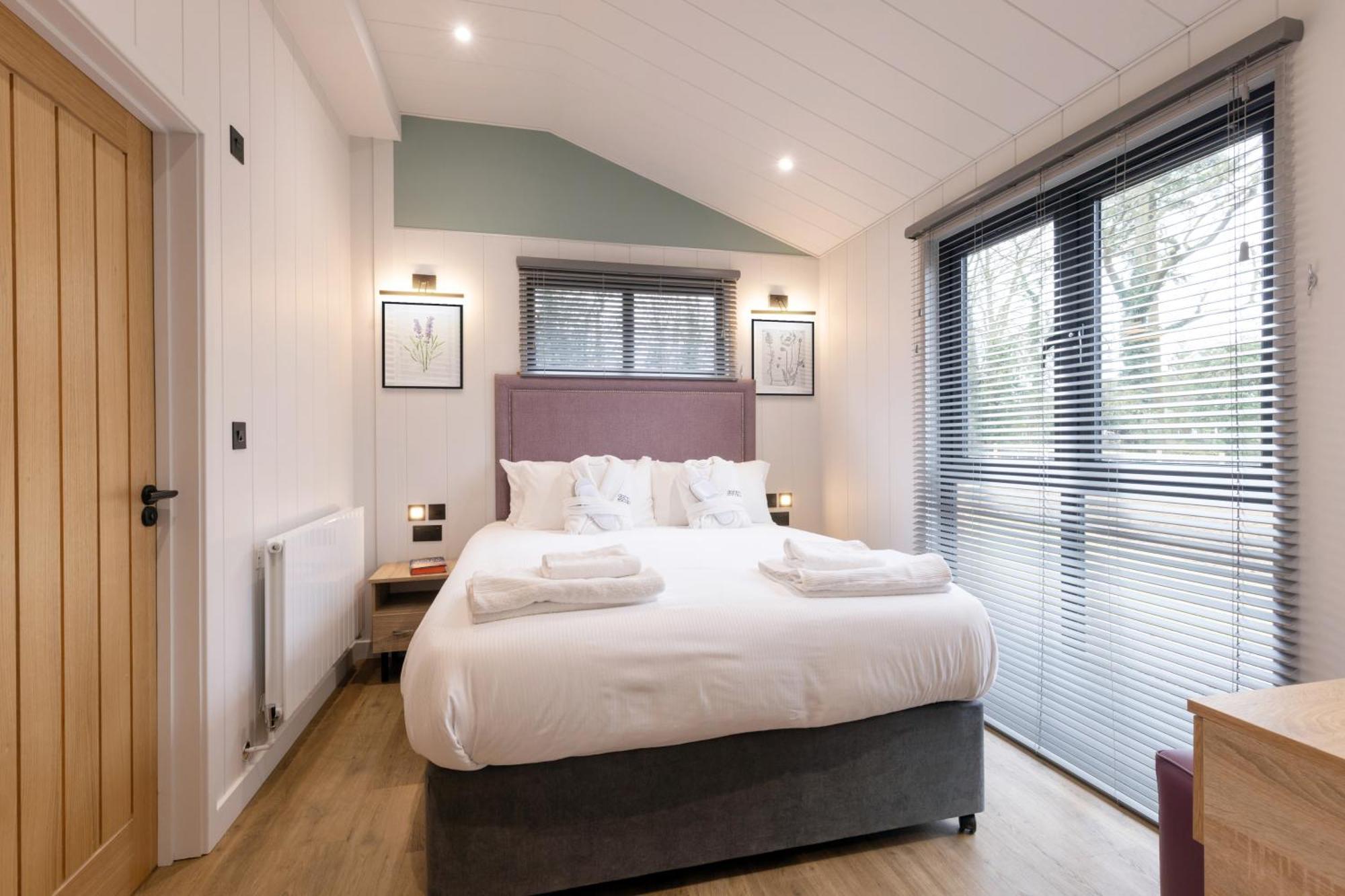 Blenheim Palace Lodge Retreat Вудсток Экстерьер фото